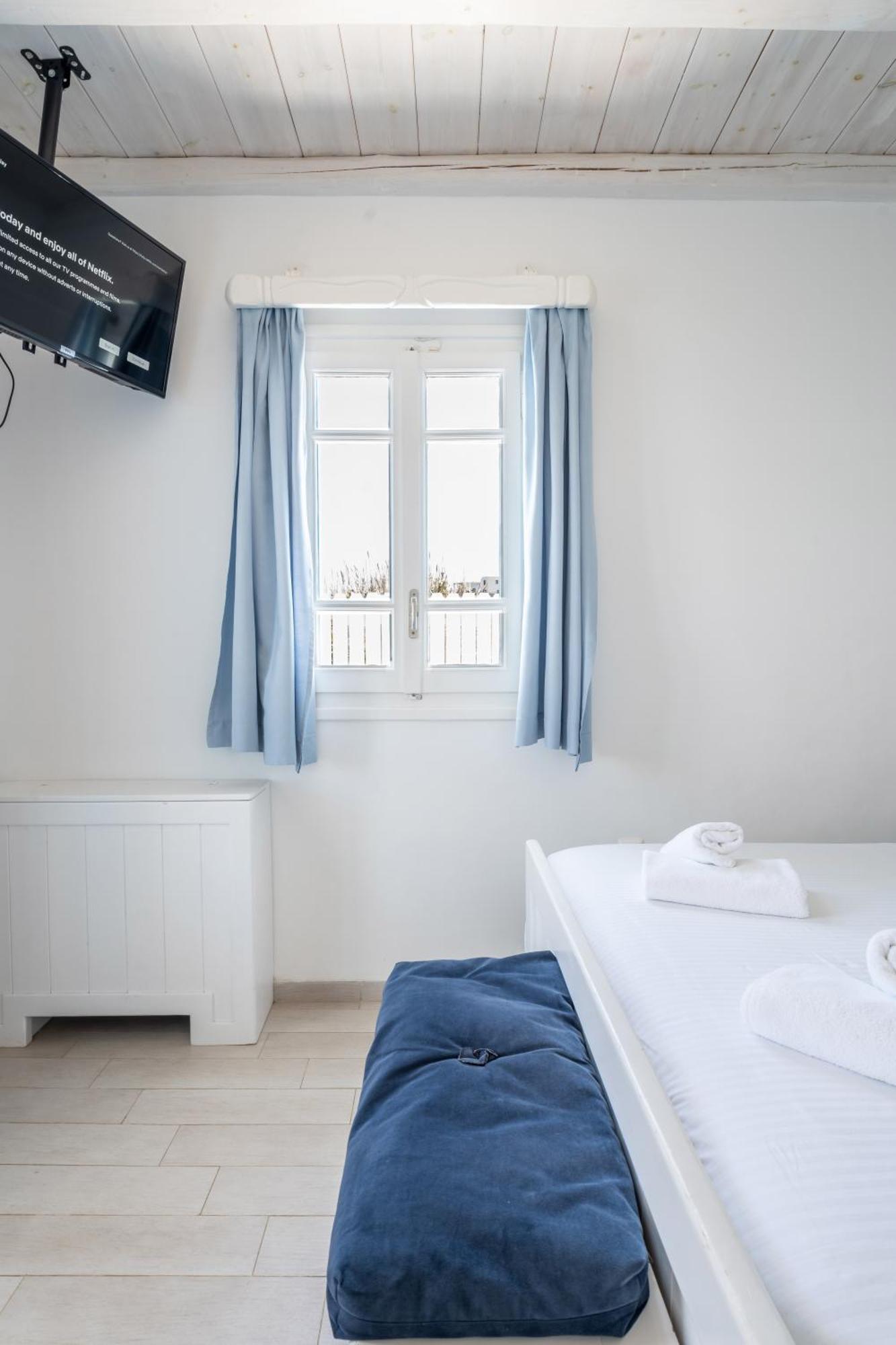 Вилла Luxury Sea House By Blue Waters Mykonos Орнос Экстерьер фото